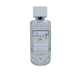 Musk Al Fajar is a refined fragrance that embodies both strength and subtlety. This enchanting scent begins with fresh, uplifting top notes of bergamot